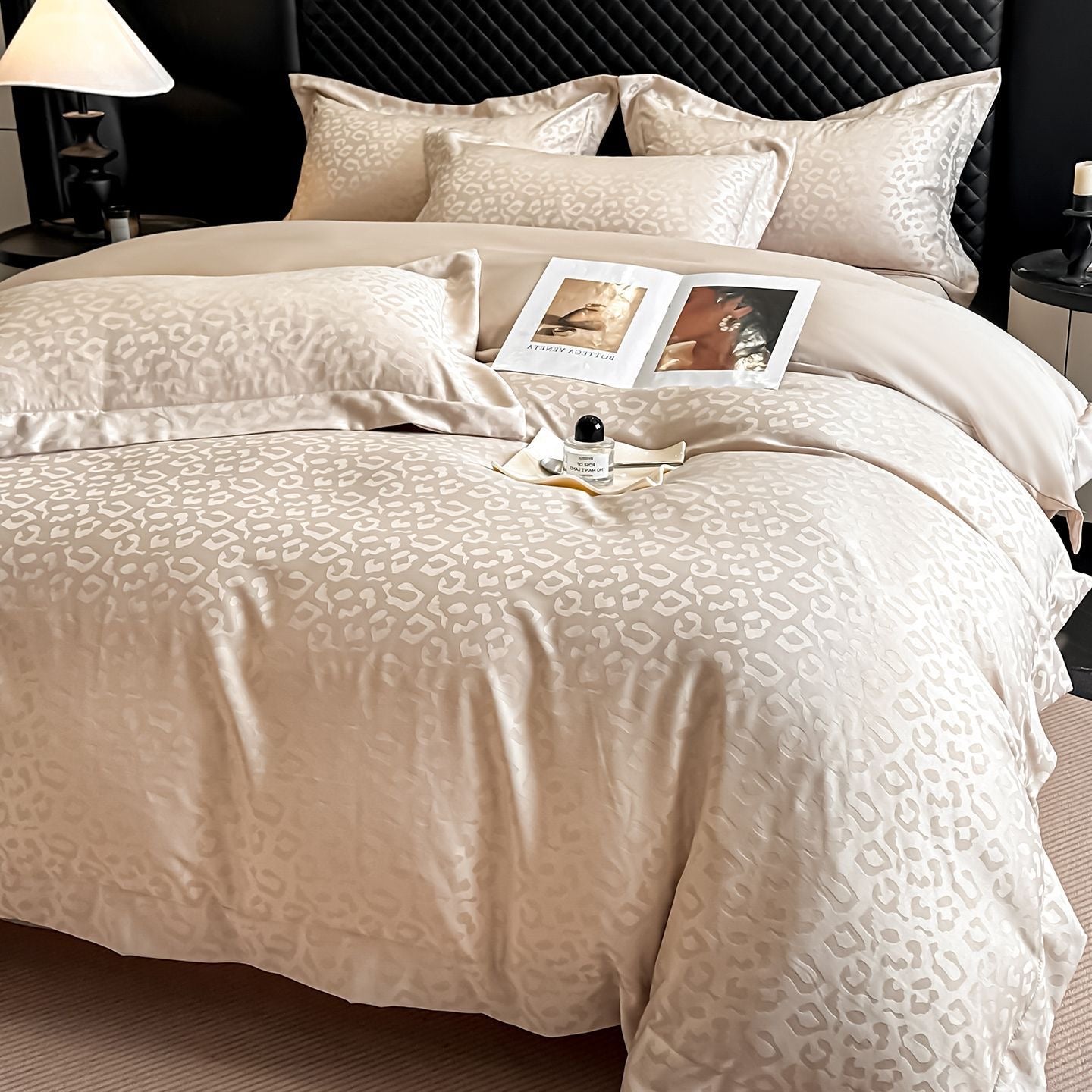 Jacquard Leopard Pattern Silky Satin Duvet Cover Bedding Set