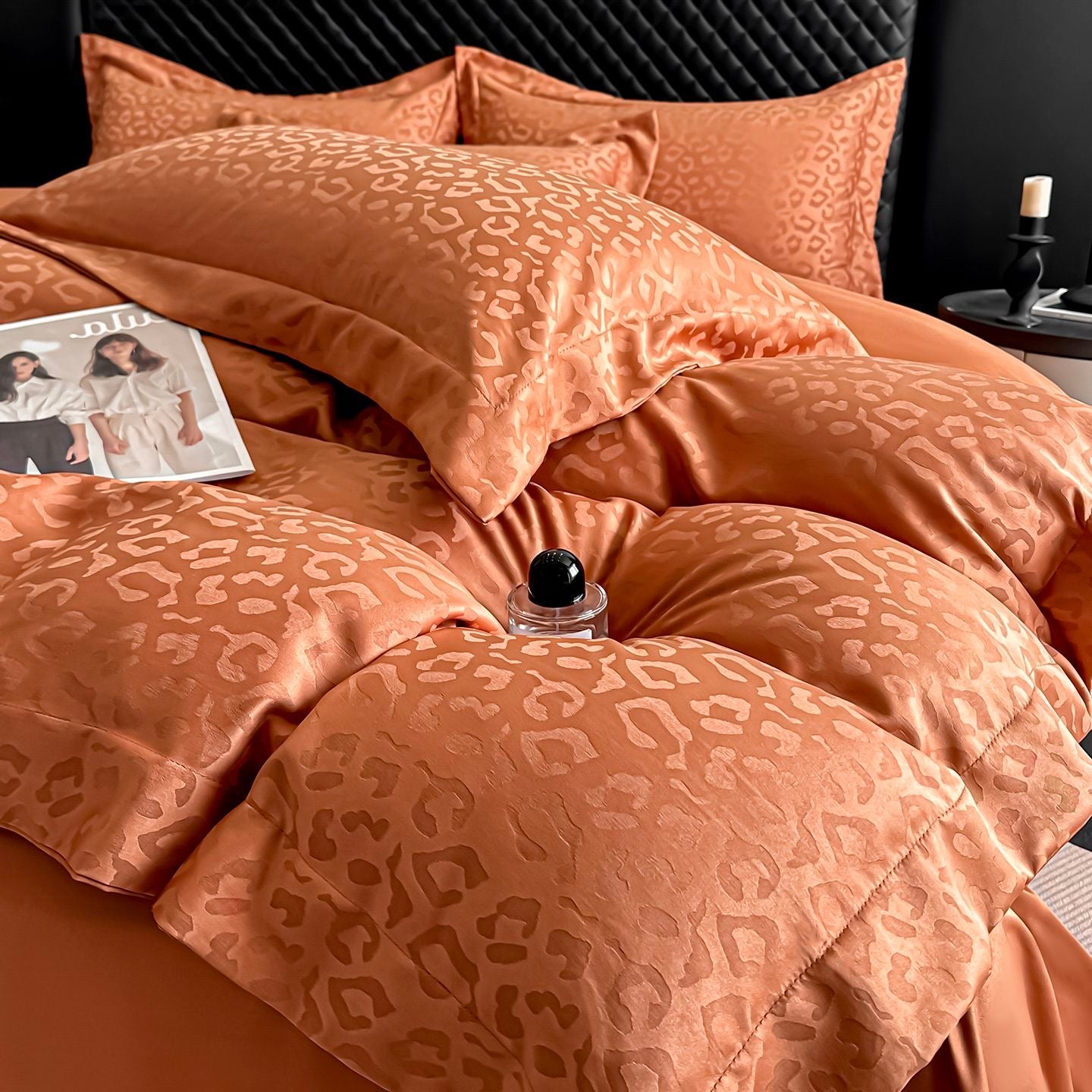 Jacquard Leopard Pattern Silky Satin Duvet Cover Bedding Set