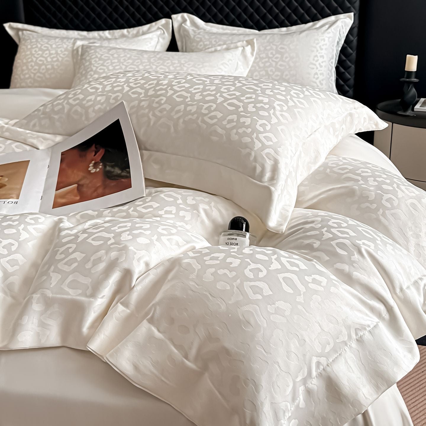 Jacquard Leopard Pattern Silky Satin Duvet Cover Bedding Set